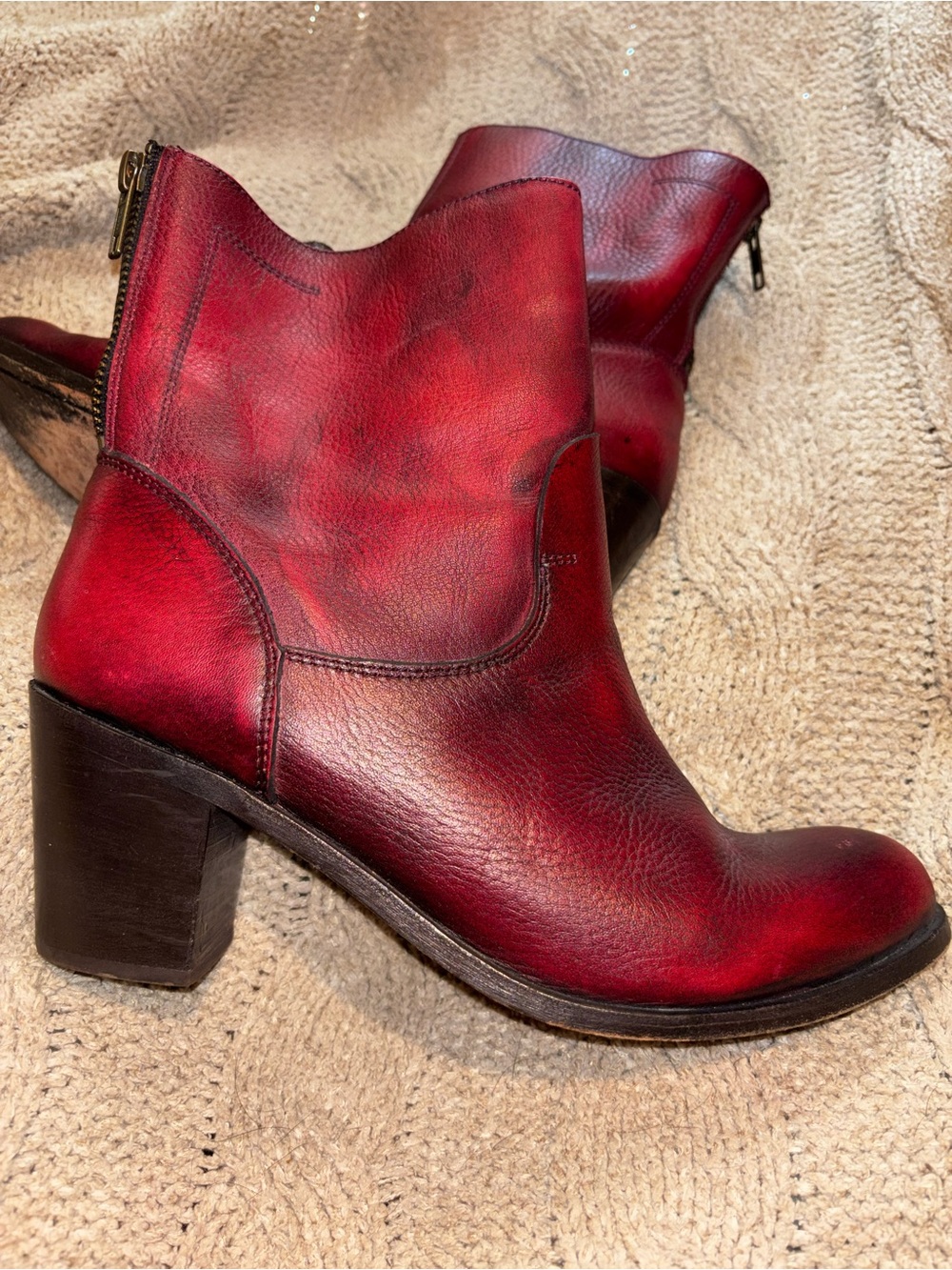 Dolce Vita Distressed Red Leather Ankle Boots Side Zip Size 9